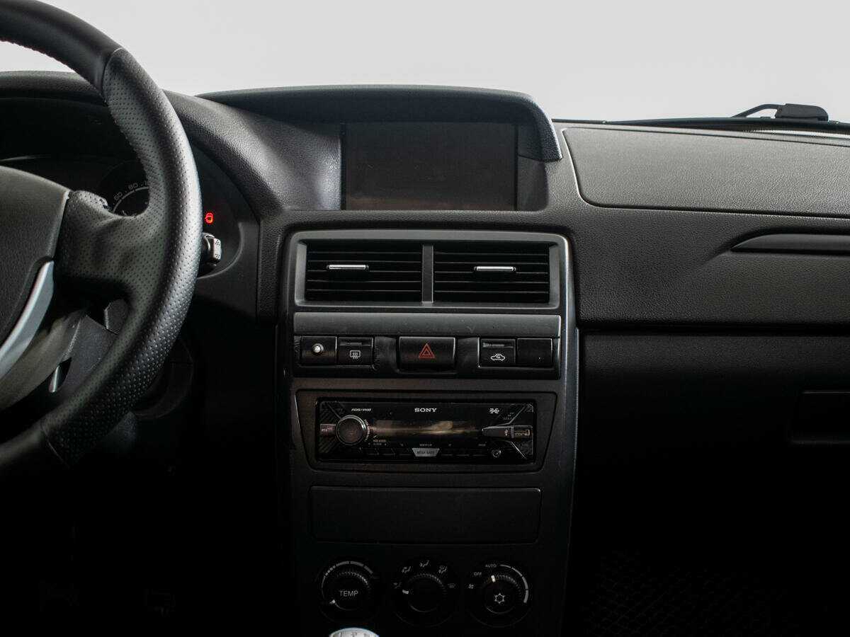 Lada (ВАЗ) Priora с пробегом — 2017 год. Фото: #8