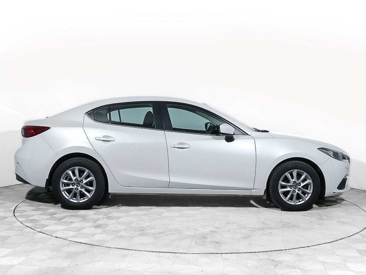 Mazda 3 с пробегом — 2014 год. Фото: #3