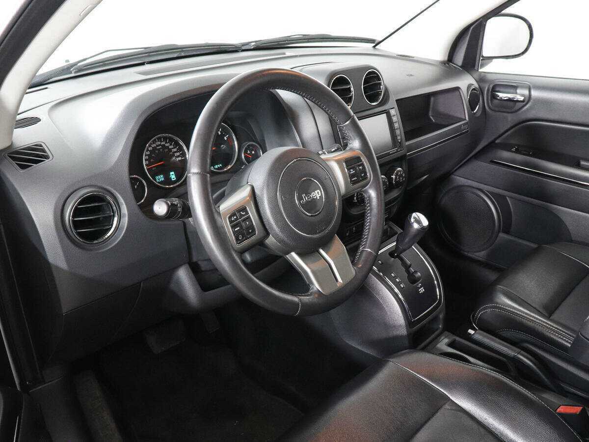 Jeep Compass с пробегом — 2012 год. Фото: #8