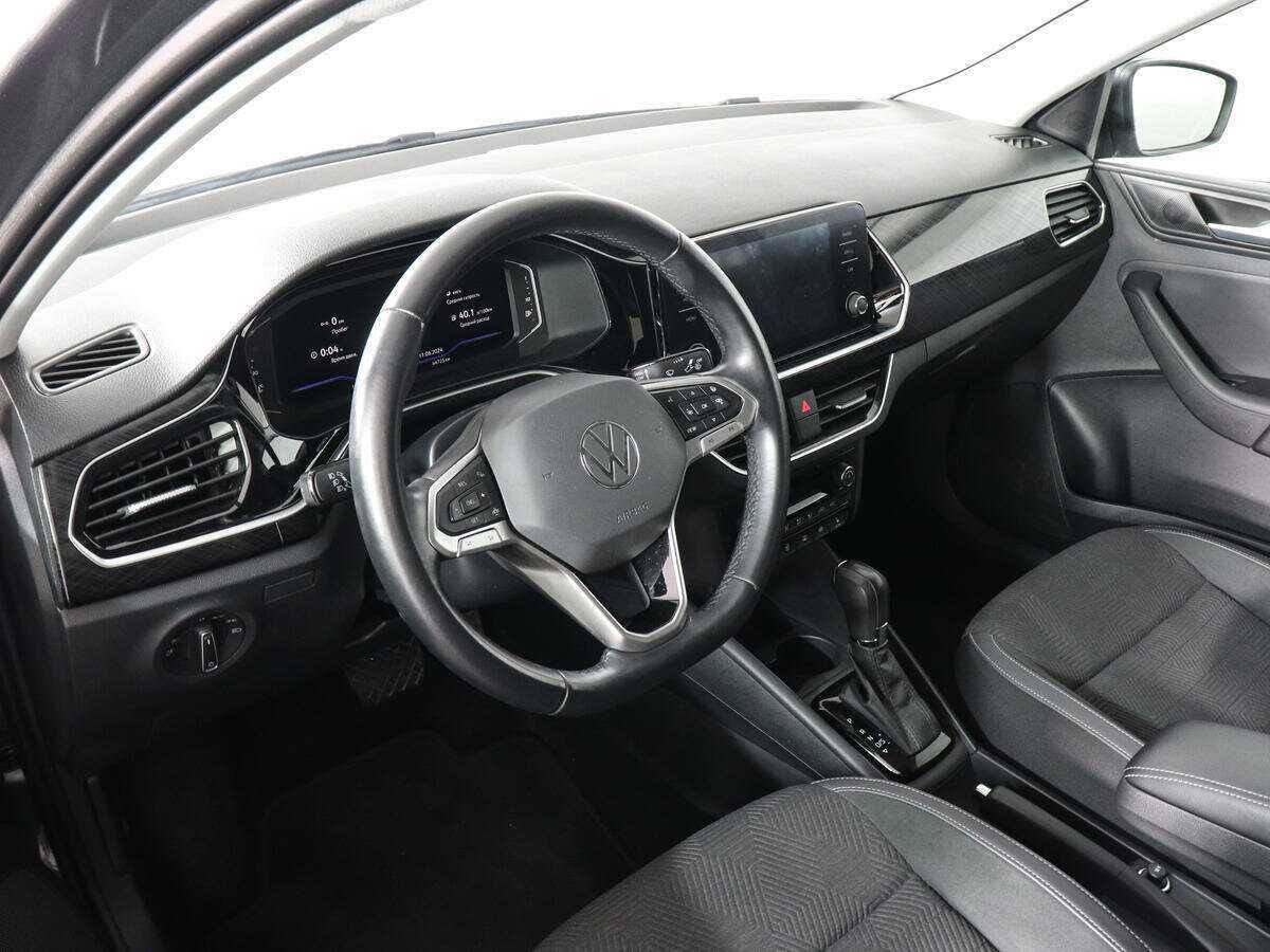 Volkswagen Polo с пробегом — 2021 год. Фото: #8