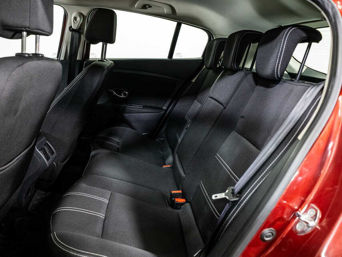 Renault Megane с пробегом — 2014 год. Фото: #7