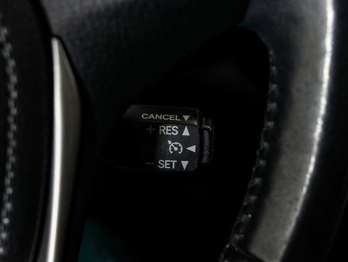 Toyota RAV4 с пробегом — 2016 год. Фото: #16