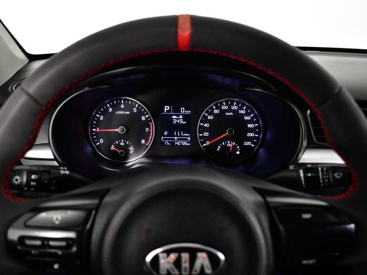 Kia Rio с пробегом — 2017 год. Фото: #10
