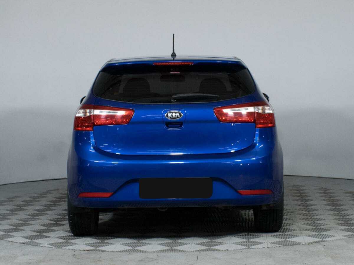 Kia Rio с пробегом — 2013 год. Фото: #5