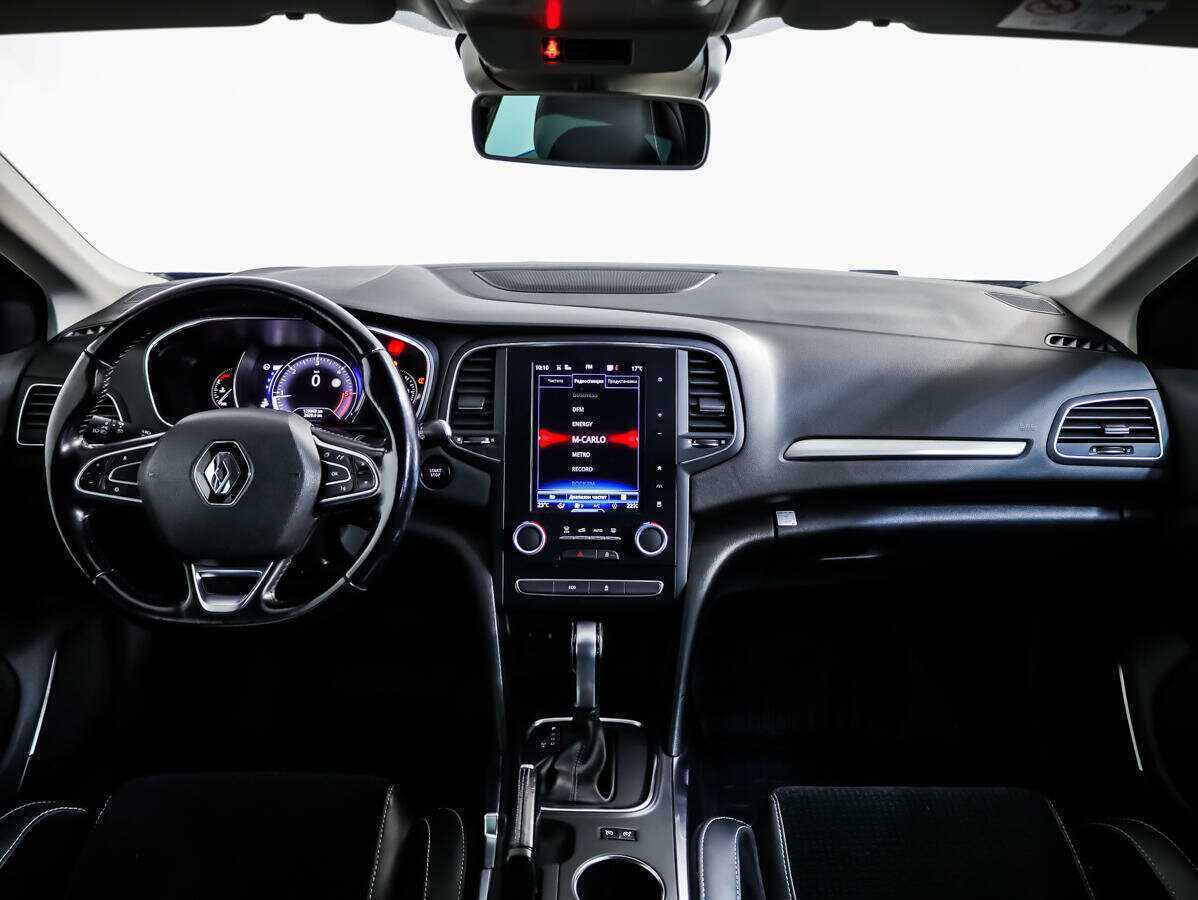 Renault Megane с пробегом — 2017 год. Фото: #8