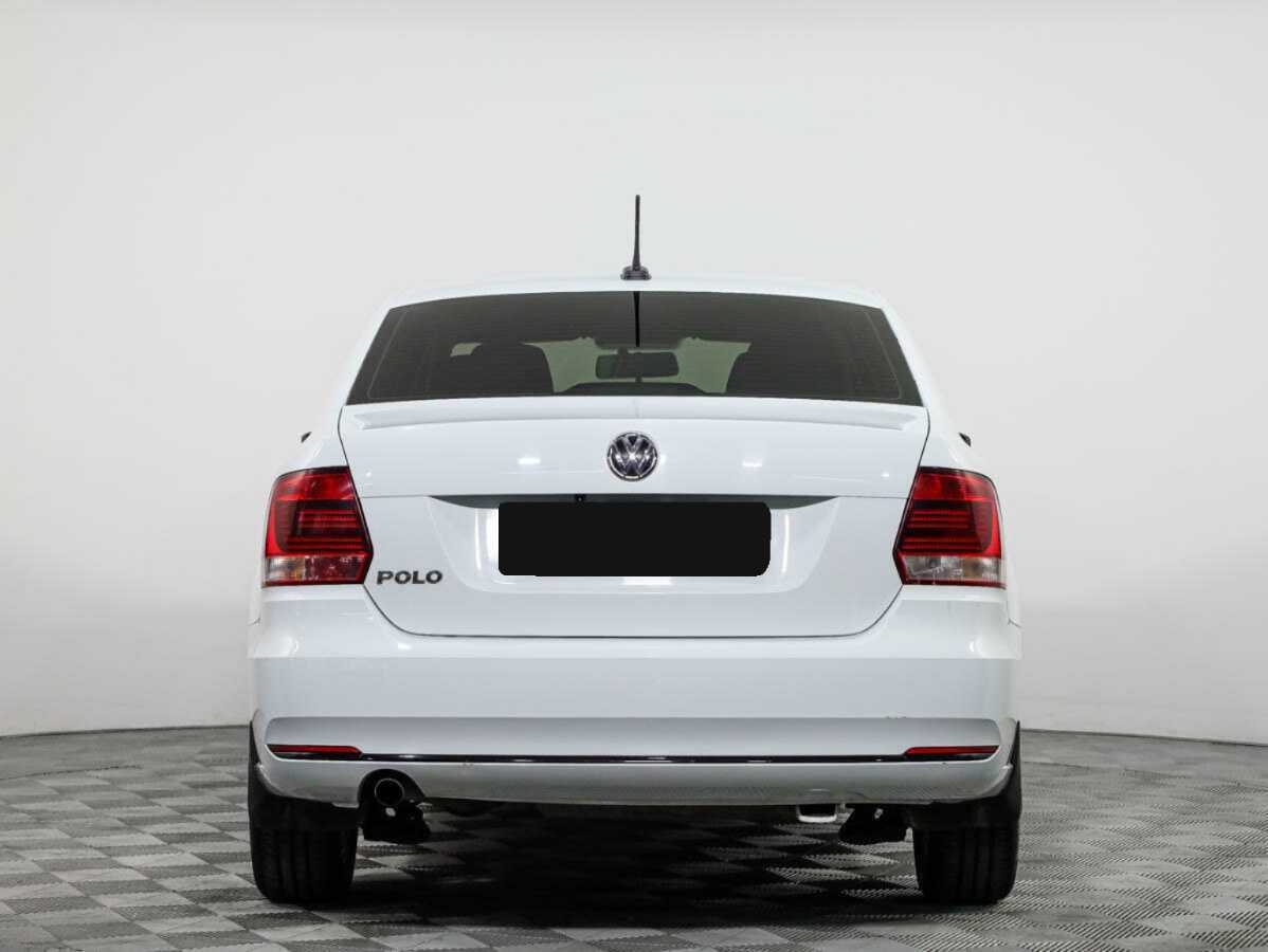 Volkswagen Polo с пробегом — 2017 год. Фото: #4