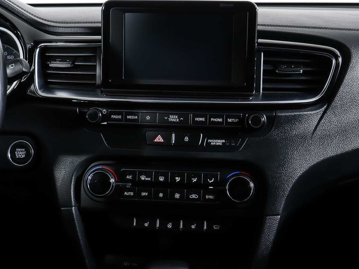 Kia Ceed с пробегом — 2018 год. Фото: #10