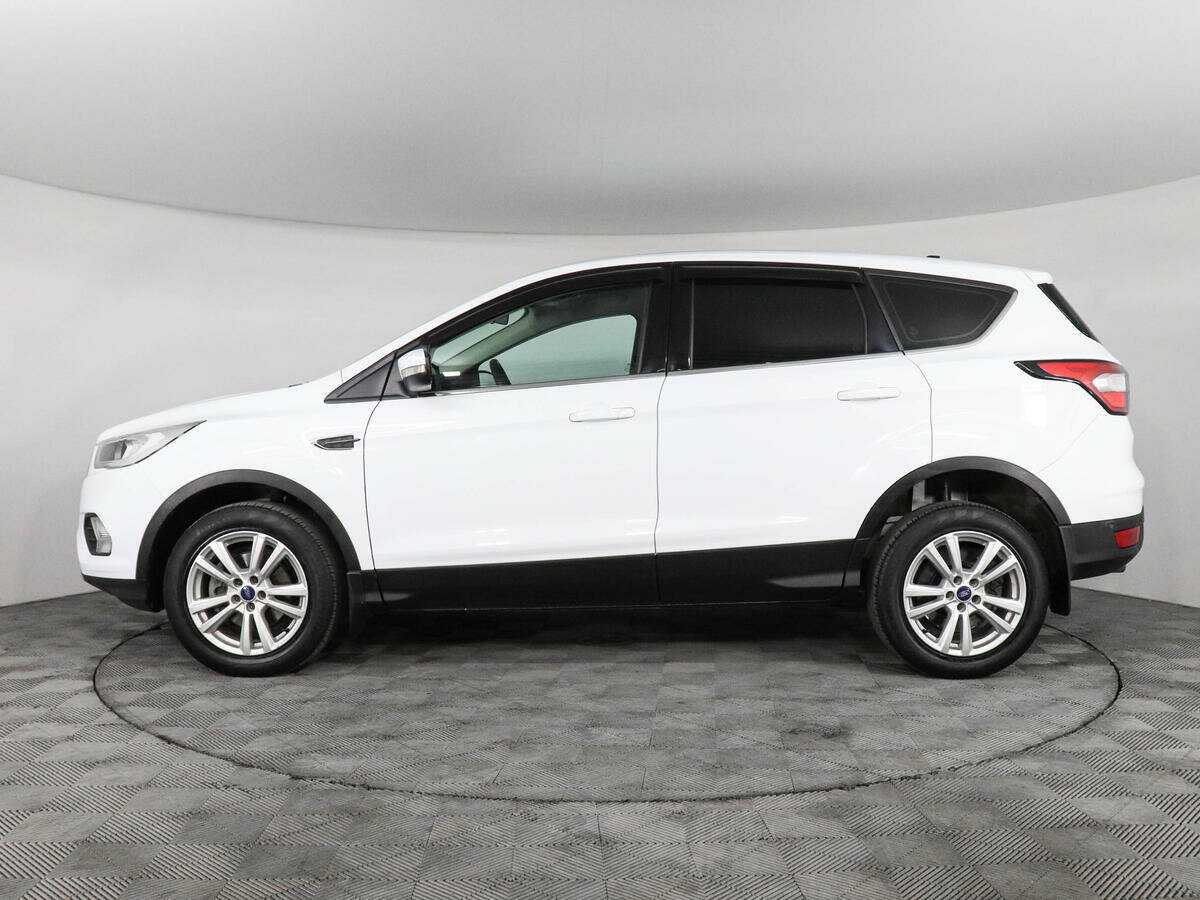 Ford Kuga с пробегом — 2017 год. Фото: #7