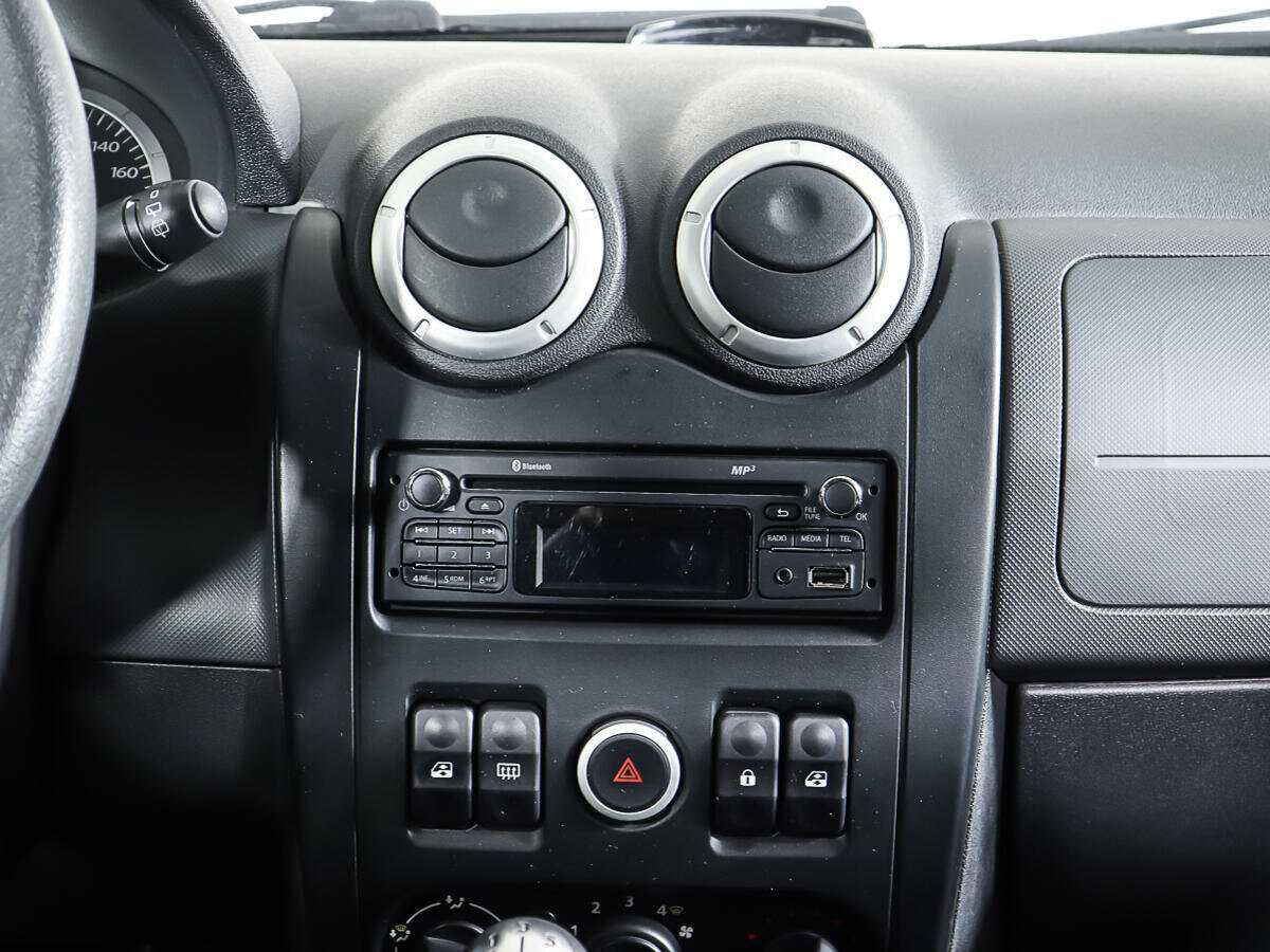 Lada (ВАЗ) Largus с пробегом — 2015 год. Фото: #12