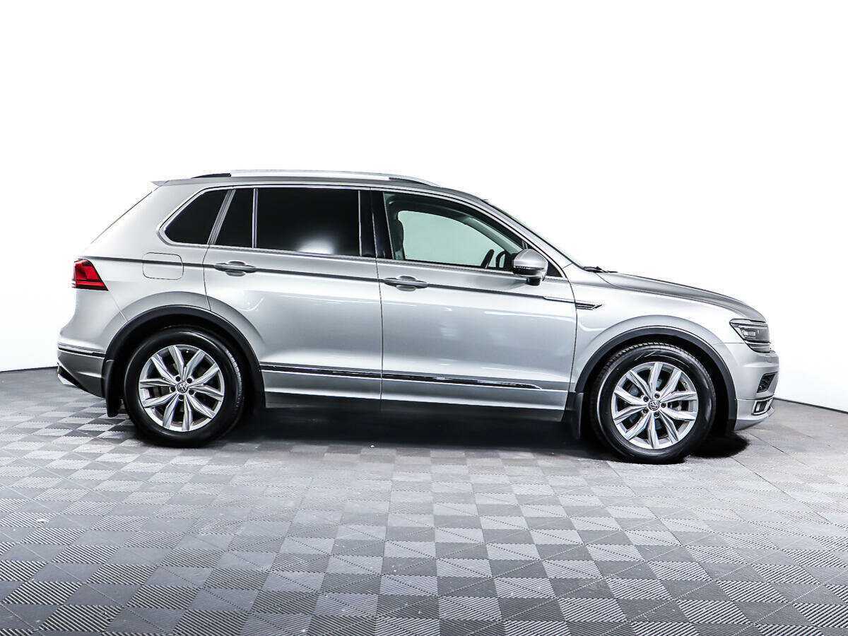 Volkswagen Tiguan с пробегом — 2017 год. Фото: #3