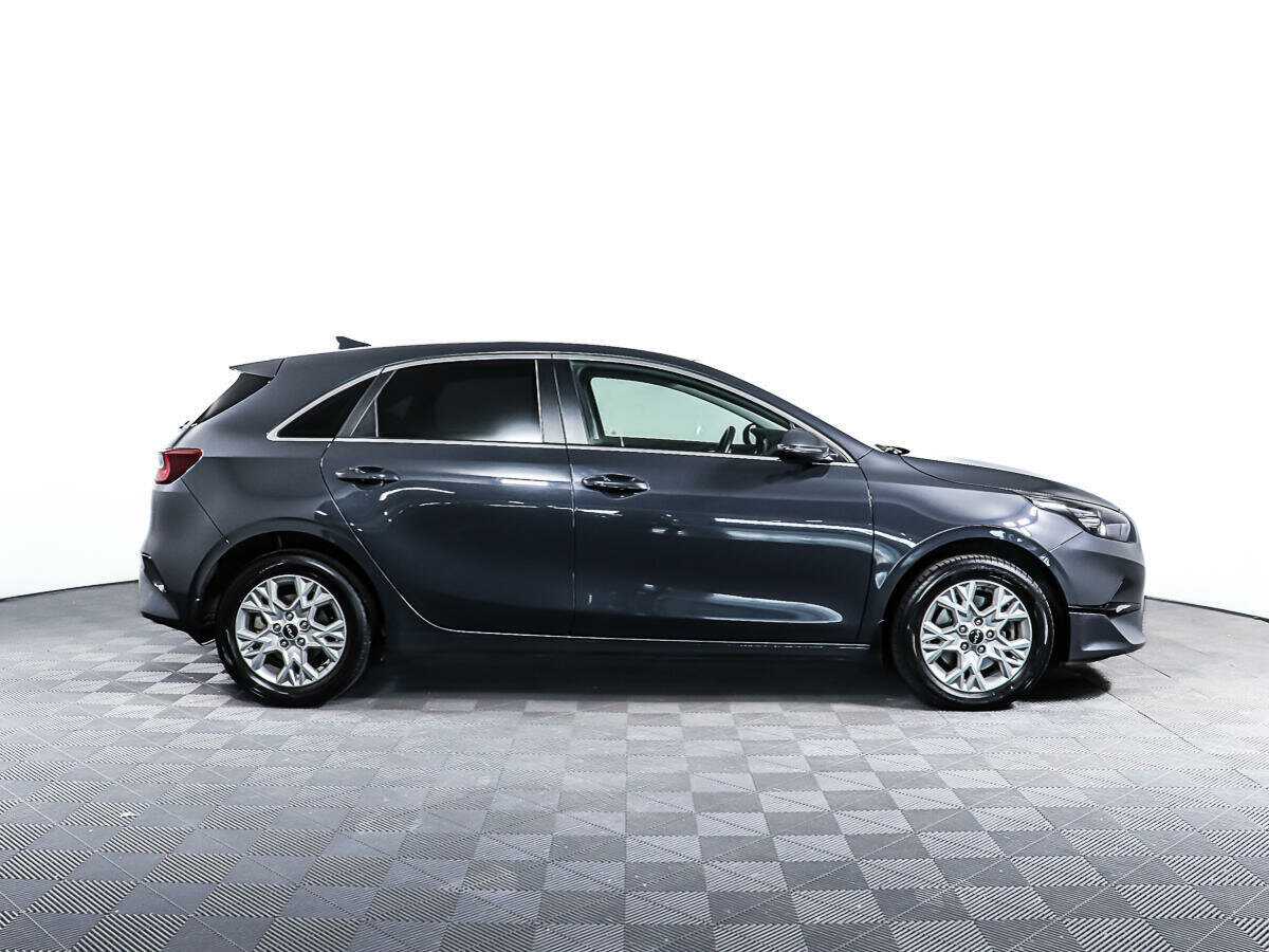 Kia Ceed с пробегом — 2022 год. Фото: #3