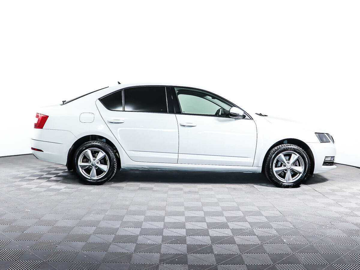 Skoda Octavia с пробегом — 2019 год. Фото: #3