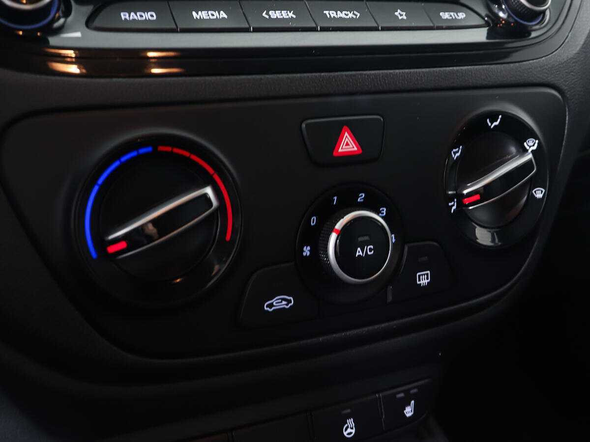 Hyundai Solaris с пробегом — 2021 год. Фото: #16