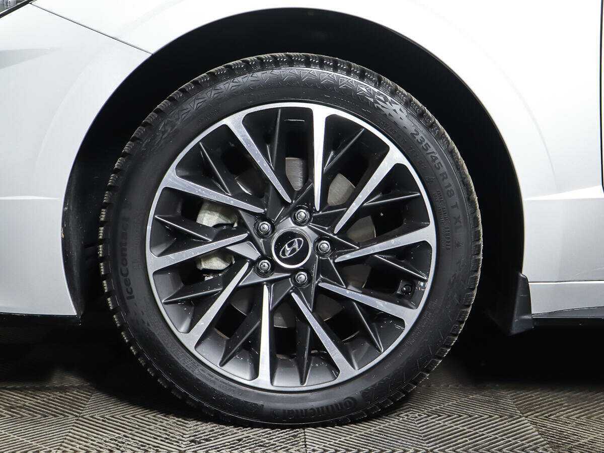 Hyundai Sonata с пробегом — 2021 год. Фото: #22