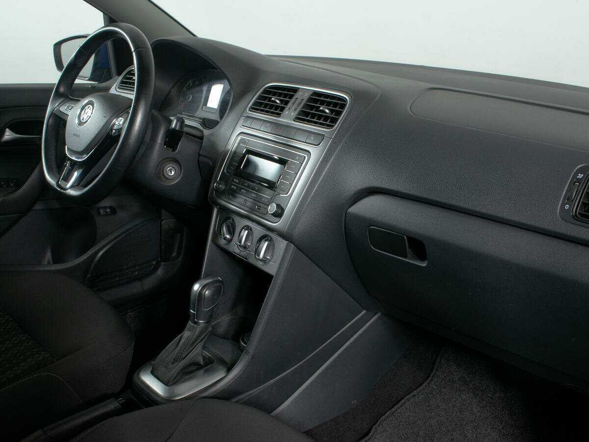Volkswagen Polo с пробегом — 2019 год. Фото: #6