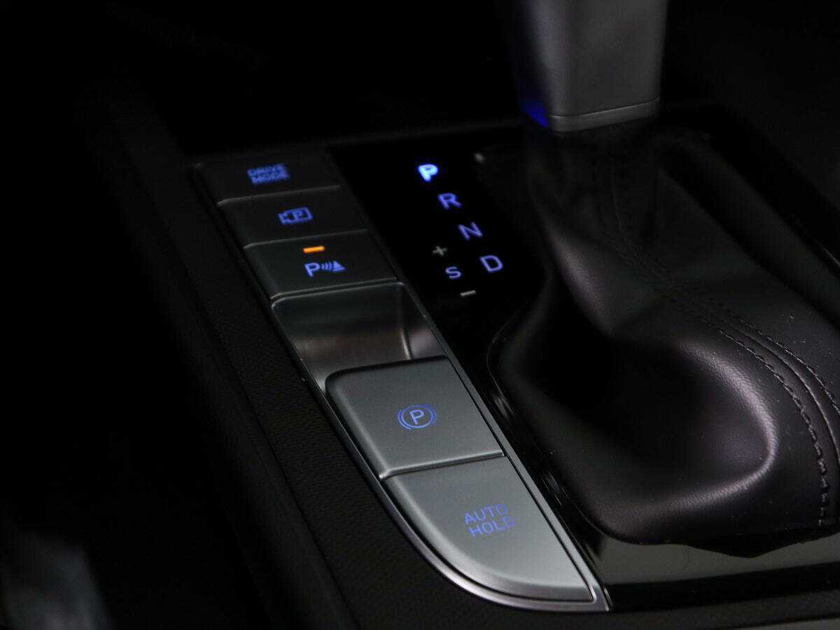 Hyundai Elantra с пробегом — 2022 год. Фото: #22