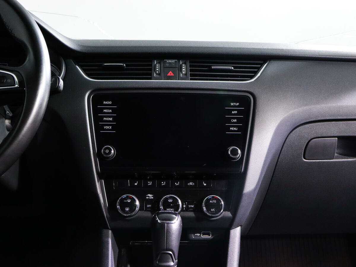 Skoda Octavia с пробегом — 2020 год. Фото: #12