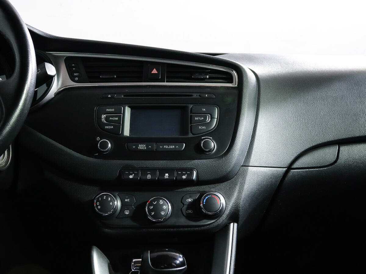 Kia Ceed с пробегом — 2016 год. Фото: #12