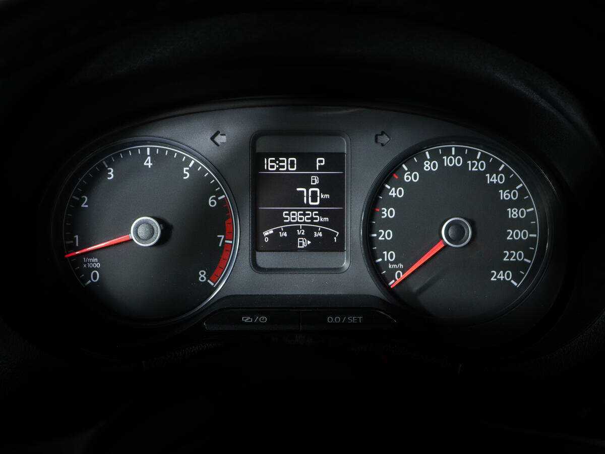 Volkswagen Polo с пробегом — 2019 год. Фото: #10