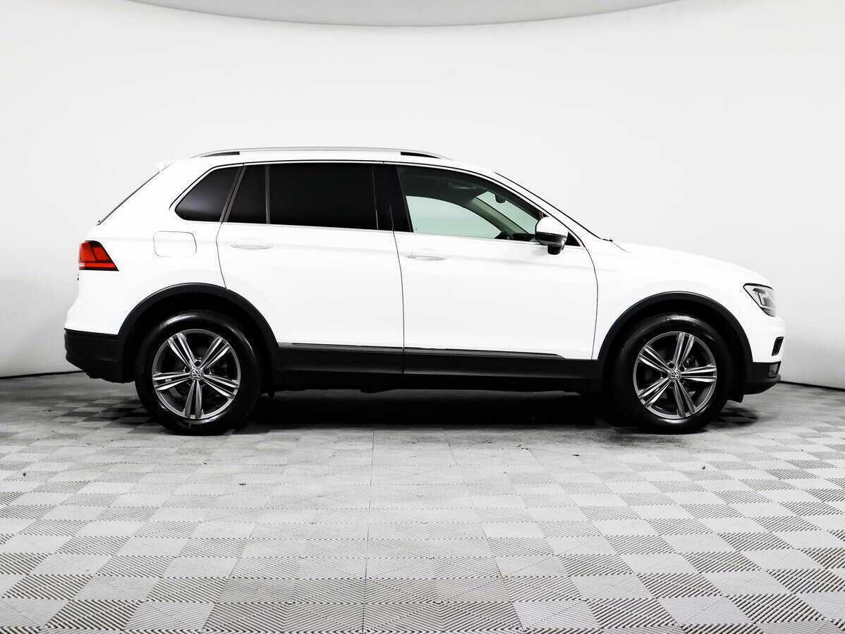 Volkswagen Tiguan с пробегом — 2017 год. Фото: #3