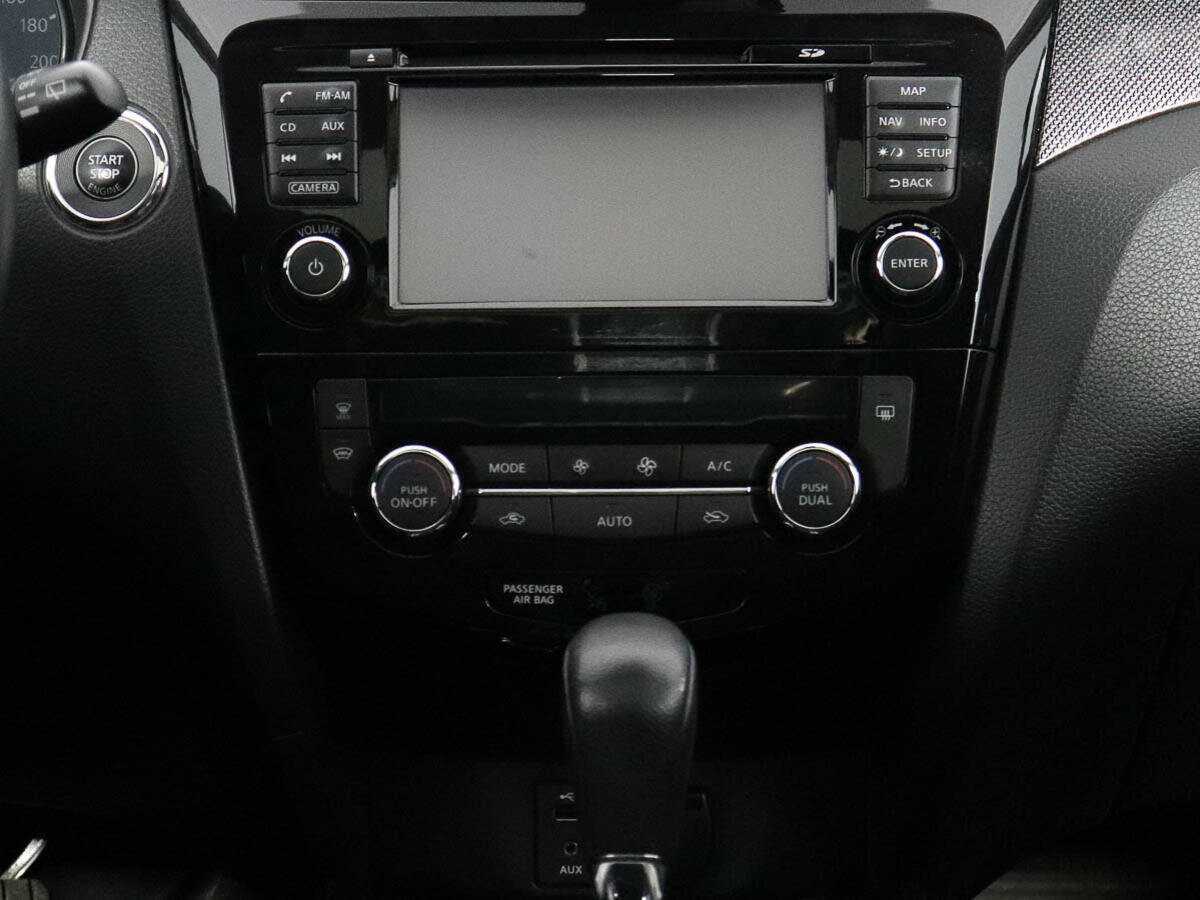 Nissan X-Trail с пробегом — 2015 год. Фото: #13