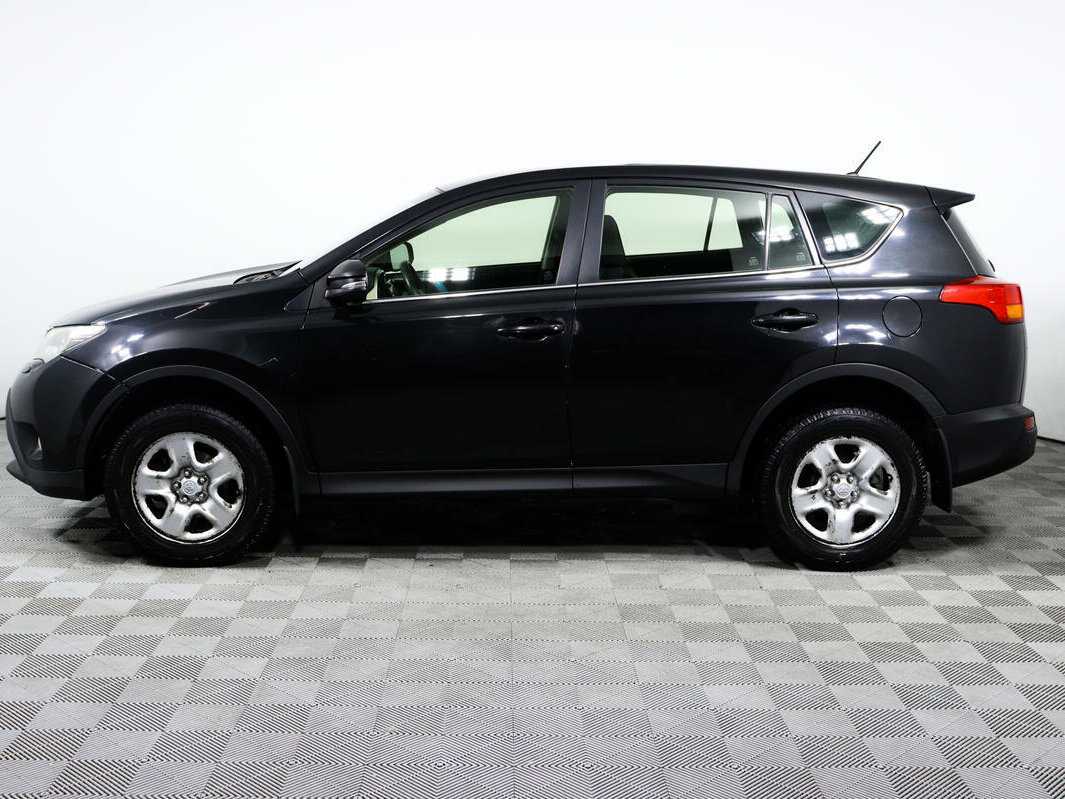 Toyota RAV4 с пробегом — 2013 год. Фото: #7