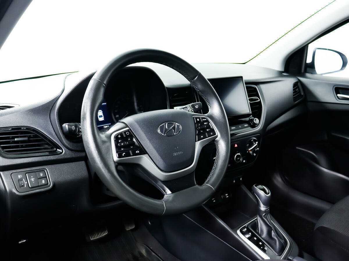 Hyundai Solaris с пробегом — 2020 год. Фото: #12