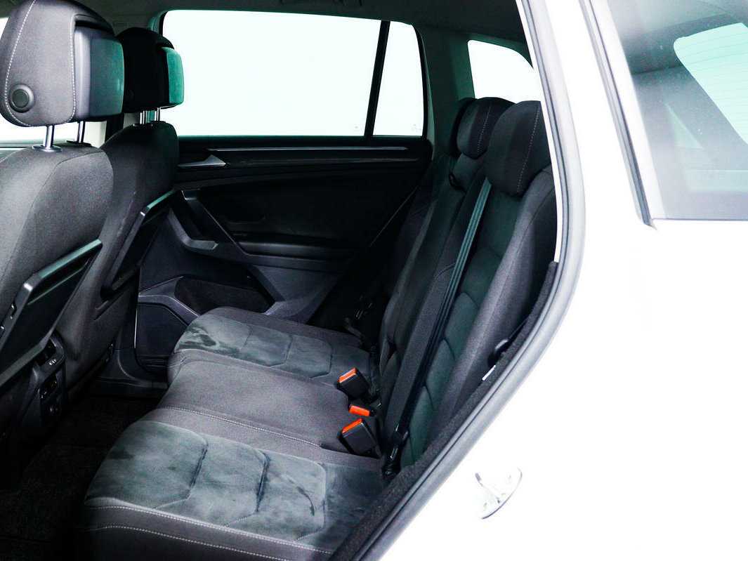 Volkswagen Tiguan с пробегом — 2017 год. Фото: #11