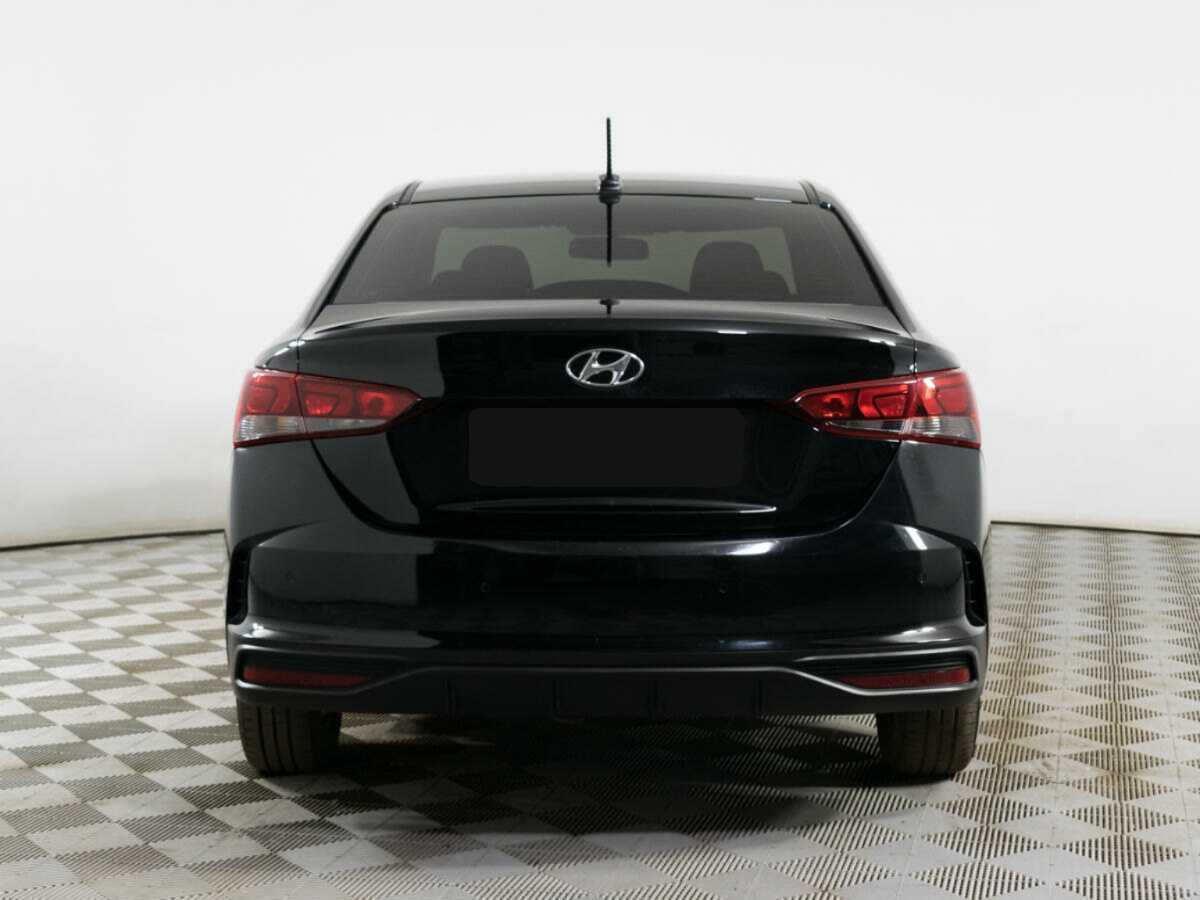 Hyundai Solaris с пробегом — 2021 год. Фото: #5