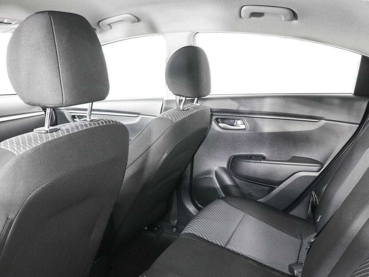 Kia Rio с пробегом — 2019 год. Фото: #11