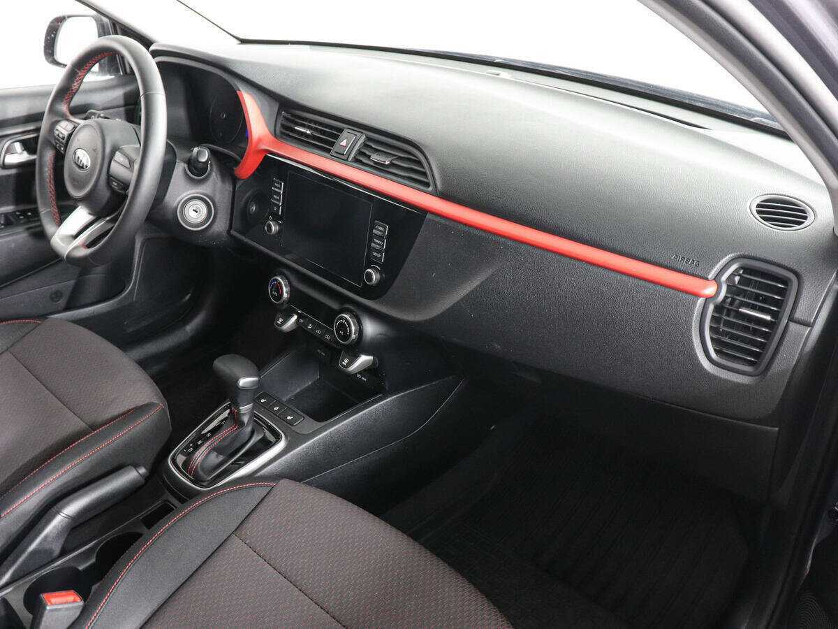 Kia Rio с пробегом — 2021 год. Фото: #9