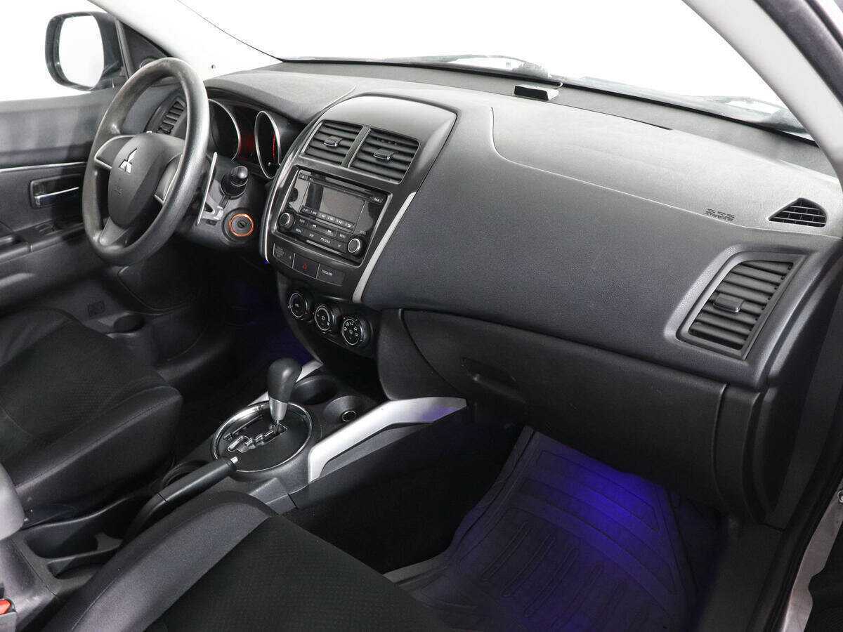 Mitsubishi ASX с пробегом — 2013 год. Фото: #9