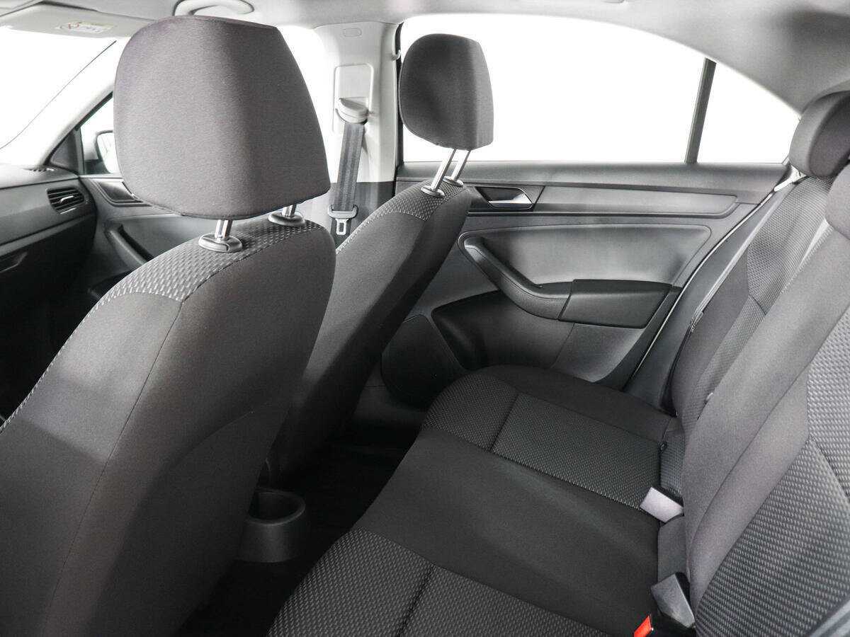 Volkswagen Polo с пробегом — 2020 год. Фото: #10