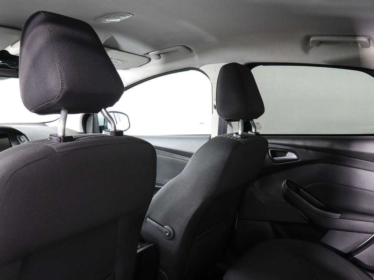 Ford Focus с пробегом — 2015 год. Фото: #11