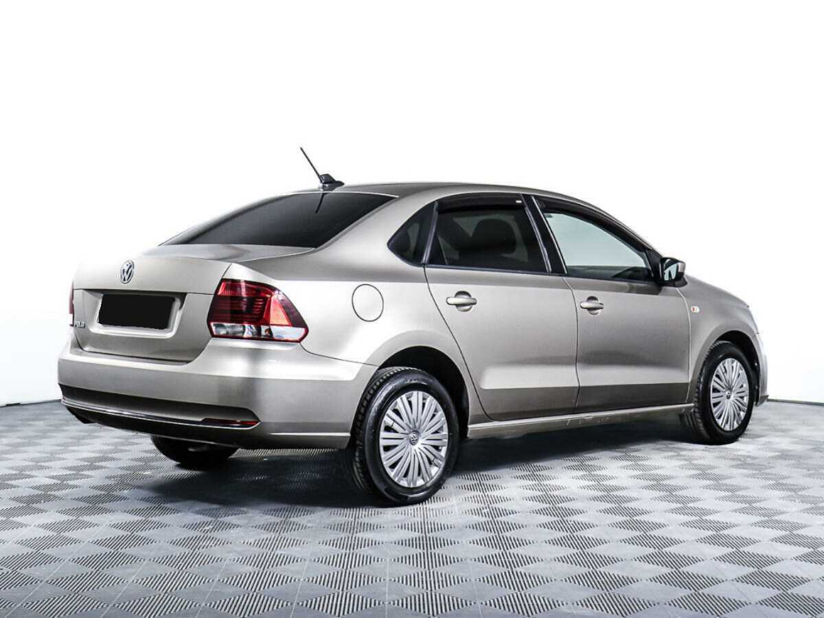 Volkswagen Polo с пробегом — 2017 год. Фото: #3