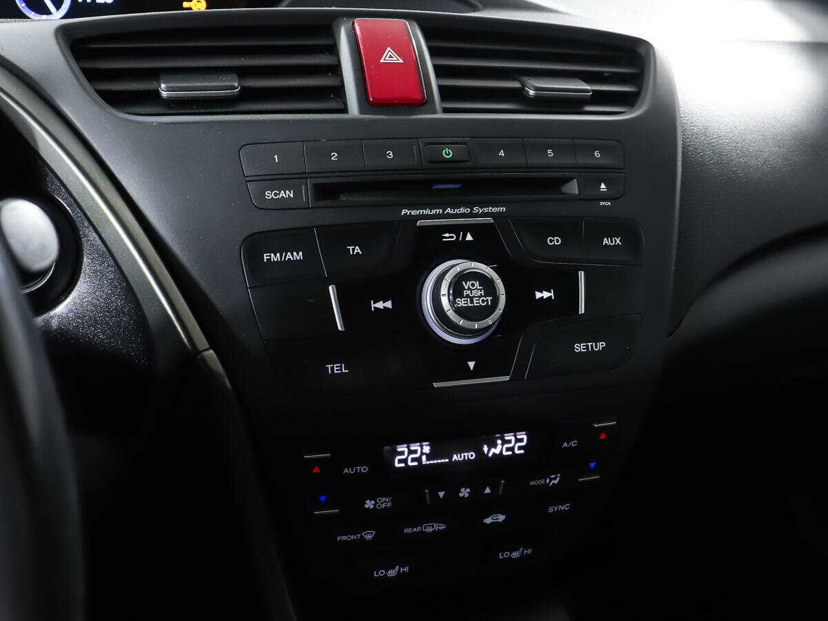 Honda Civic с пробегом — 2013 год. Фото: #20