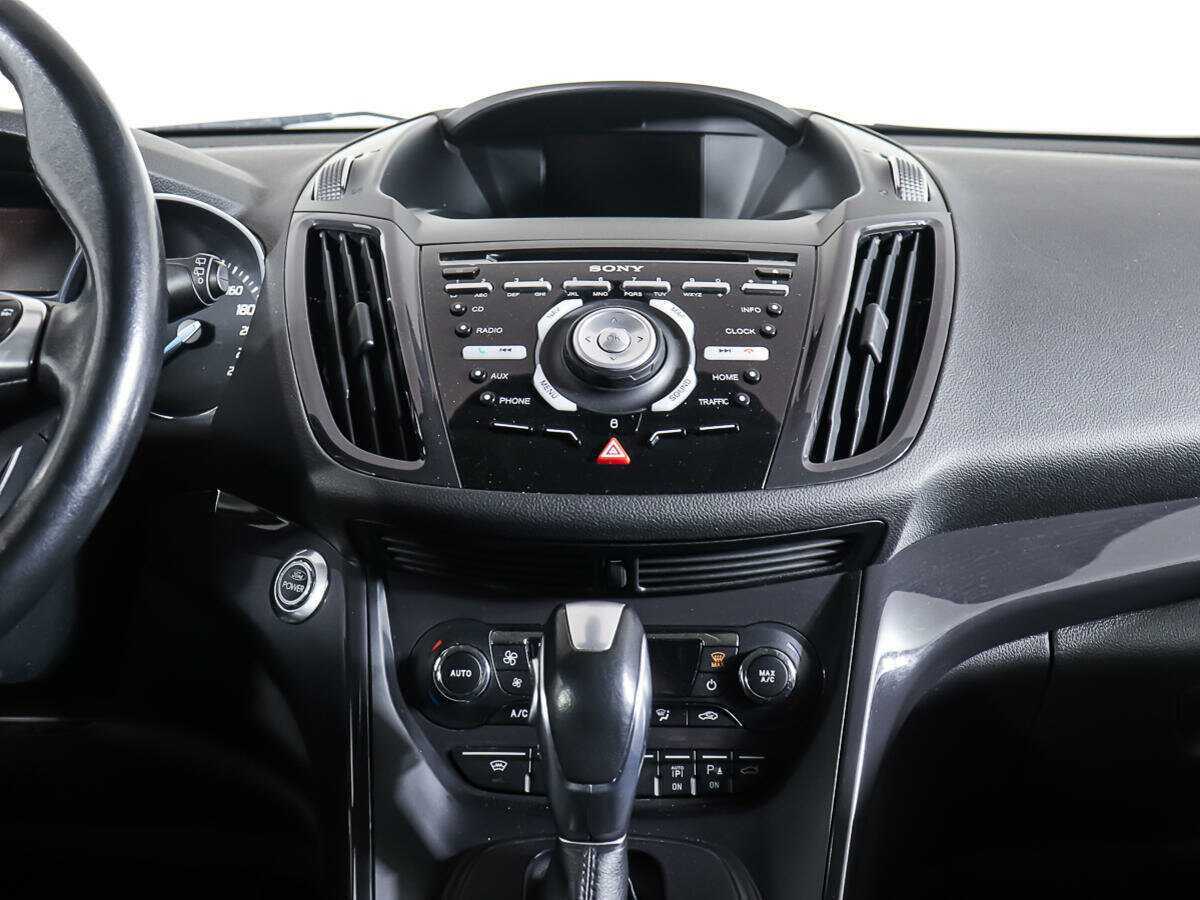 Ford Kuga с пробегом — 2013 год. Фото: #10