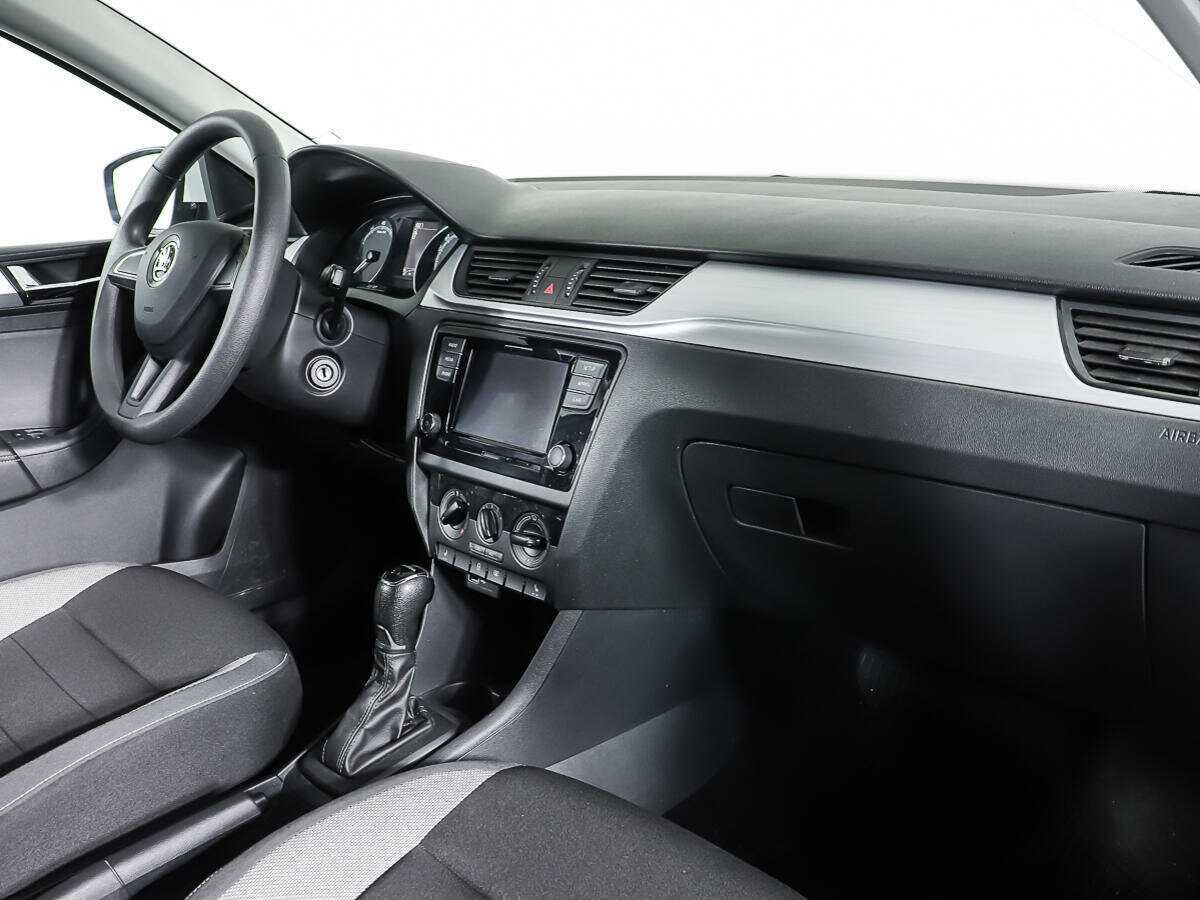 Skoda Rapid с пробегом — 2019 год. Фото: #7