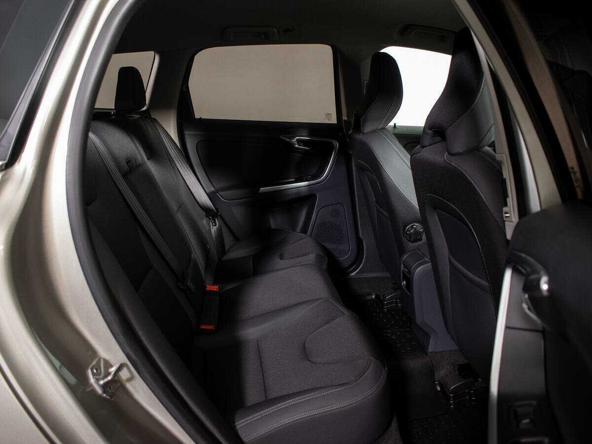 Volvo XC60 с пробегом — 2014 год. Фото: #7