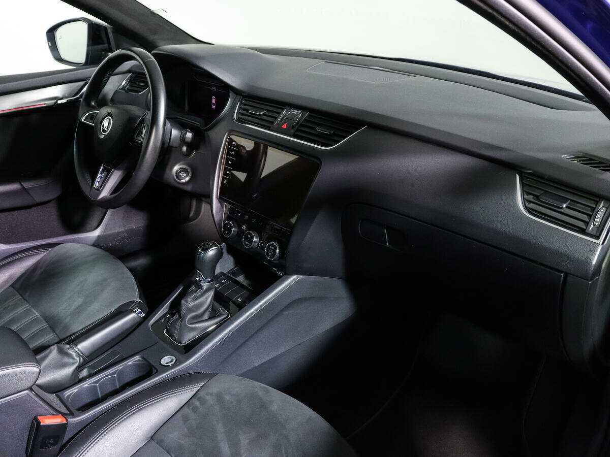 Skoda Octavia с пробегом — 2020 год. Фото: #8