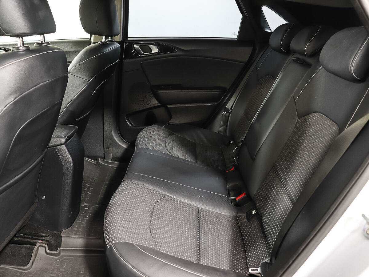 Kia Ceed с пробегом — 2018 год. Фото: #9