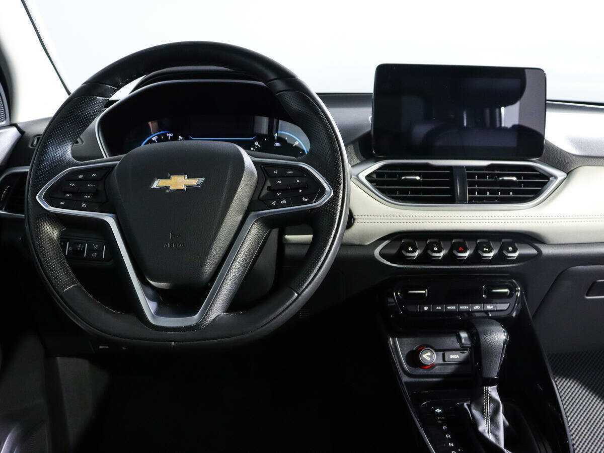 Chevrolet Captiva с пробегом — 2022 год. Фото: #11