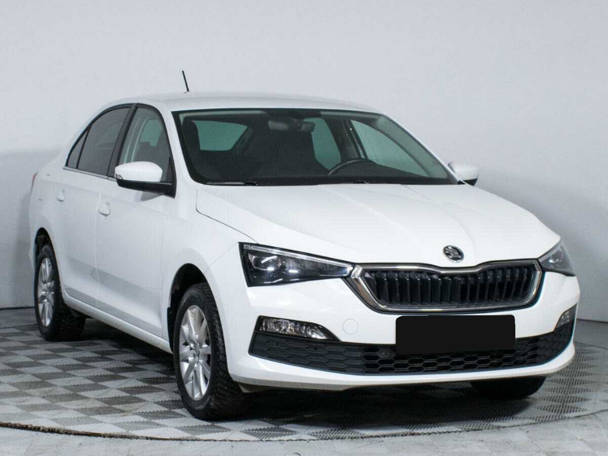 Skoda Rapid с пробегом — 2021 год. Фото: #2