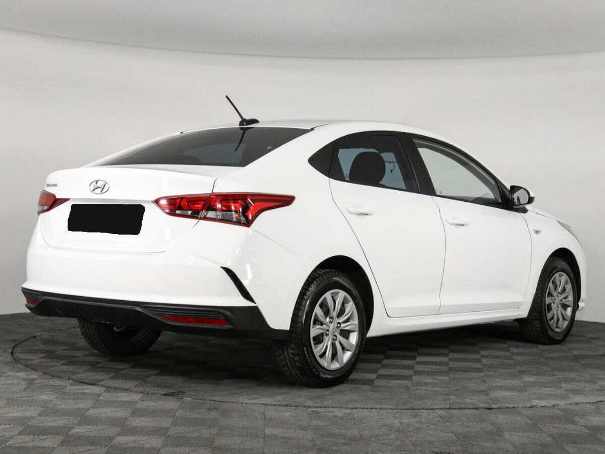 Hyundai Solaris с пробегом — 2021 год. Фото: #4