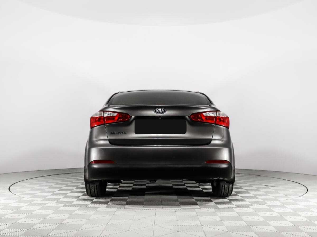 Kia Cerato с пробегом — 2016 год. Фото: #5