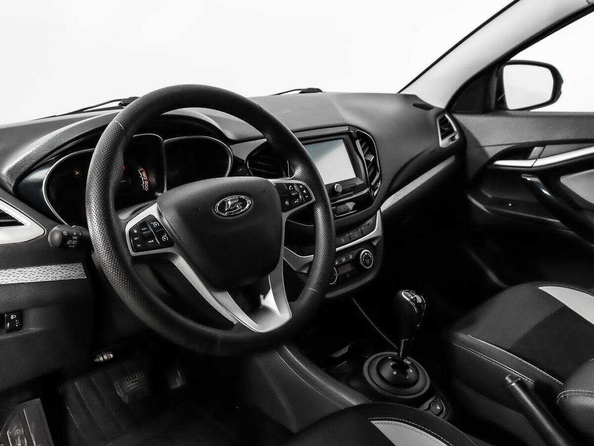 Lada (ВАЗ) Vesta с пробегом — 2019 год. Фото: #8