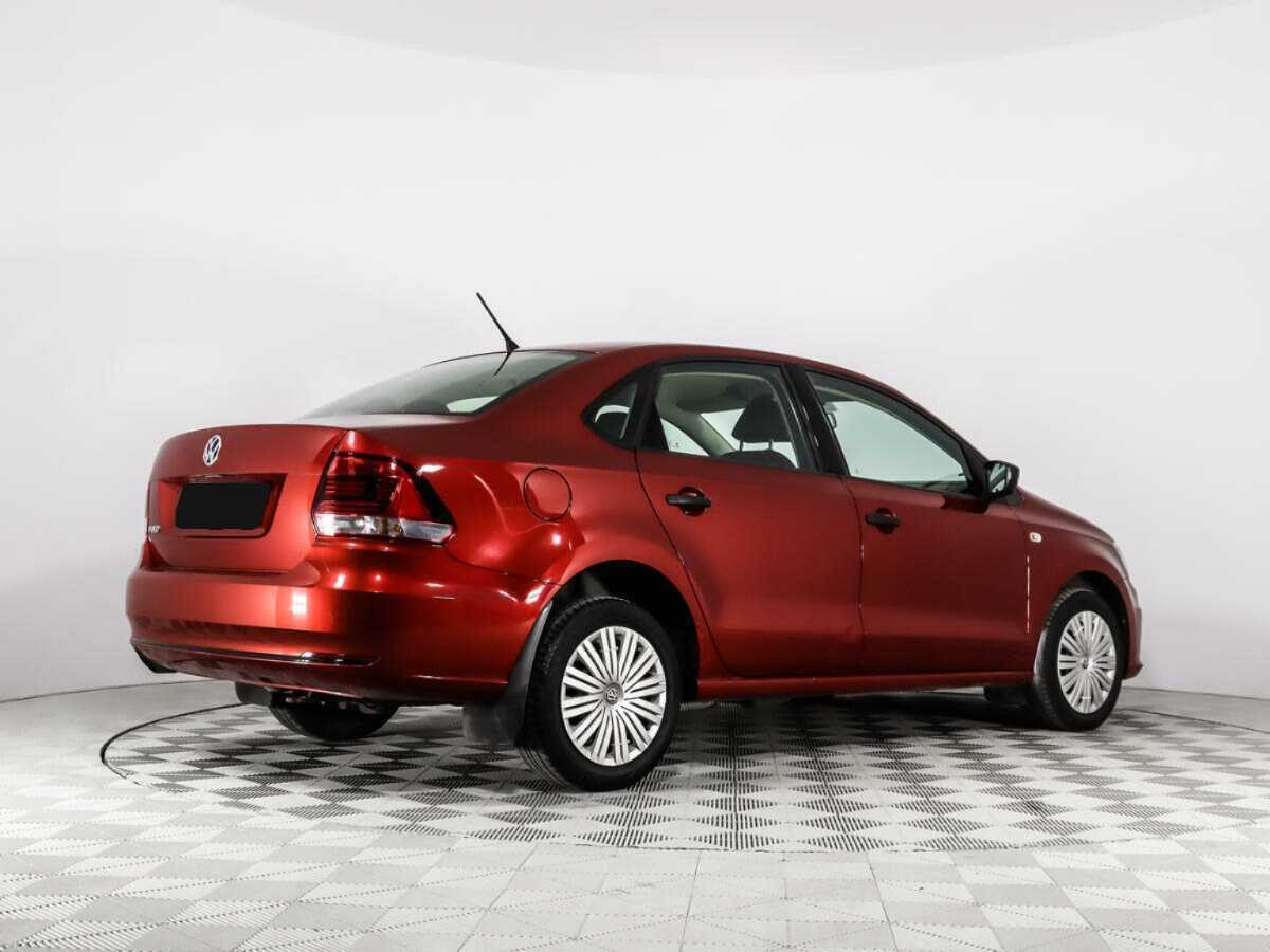 Volkswagen Polo с пробегом — 2016 год. Фото: #4
