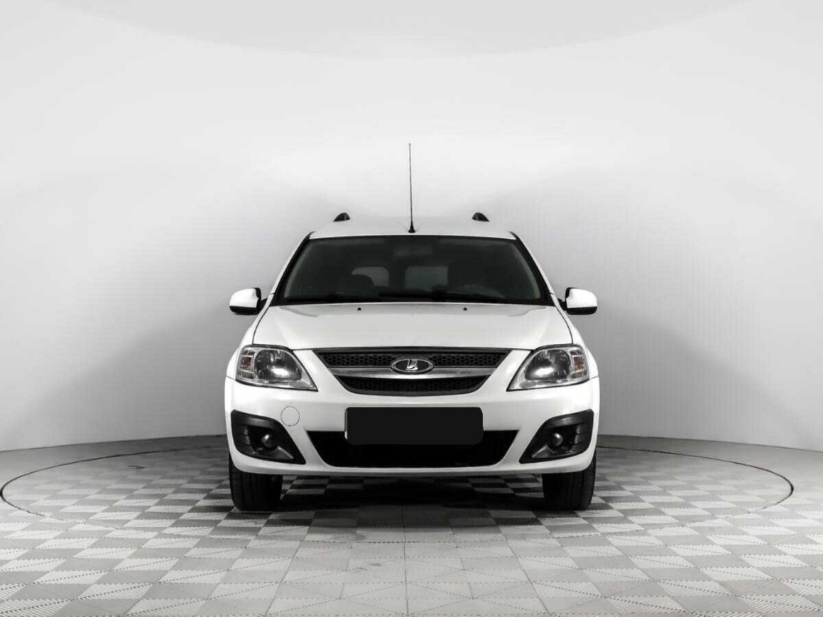 Lada (ВАЗ) Largus с пробегом — 2014 год. Фото: #1