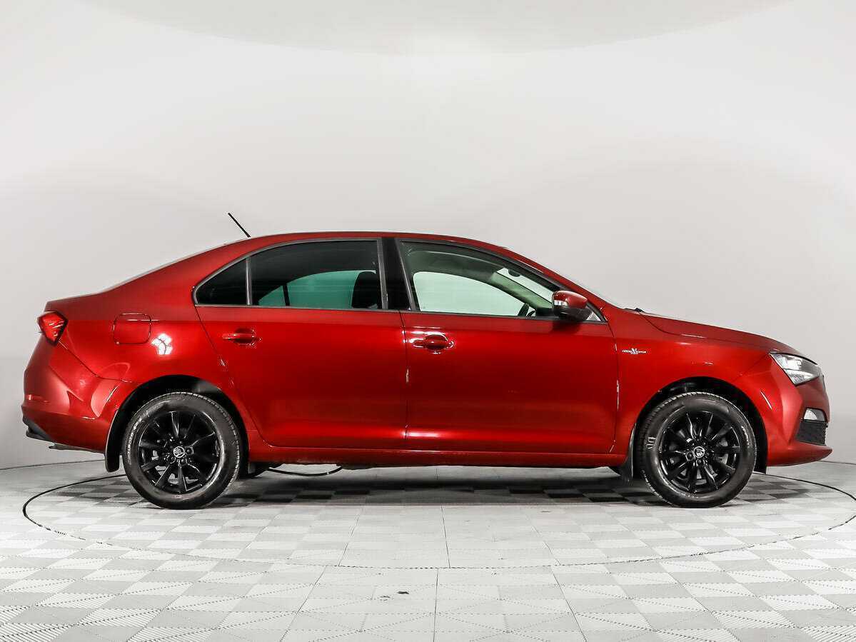 Skoda Rapid с пробегом — 2020 год. Фото: #3