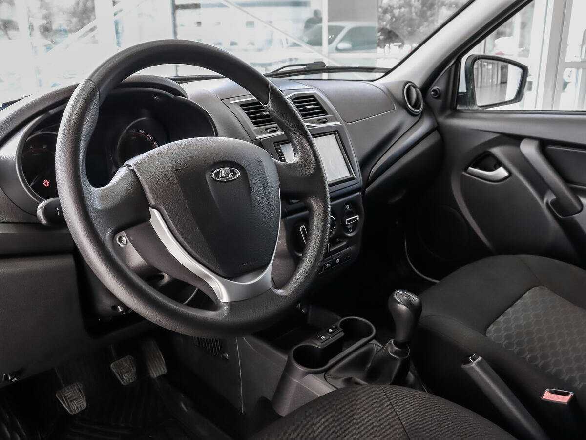 Lada (ВАЗ) Granta с пробегом — 2019 год. Фото: #8